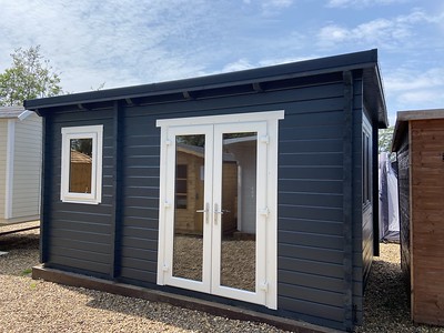 Belton Timber Cabin with PUVC windows & door